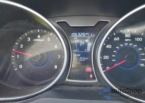 2017 Hyundai Veloster z USA, uszkodzony, nr VIN KMHTC6AD5HU308127